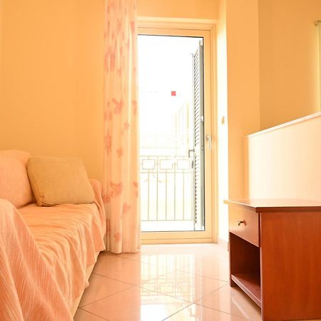 Liocharis Villas Lurdáta Kültér fotó